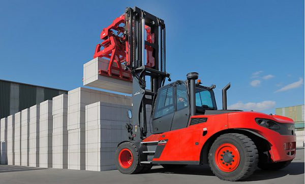 מלגזות דיזל דגמים H100-H180 כושר הרמה 10-18 טון סדרה 1401